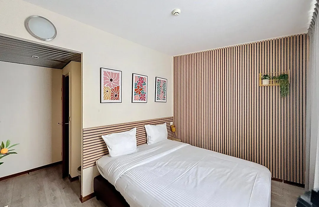 Slina Hotel Brussels-1
